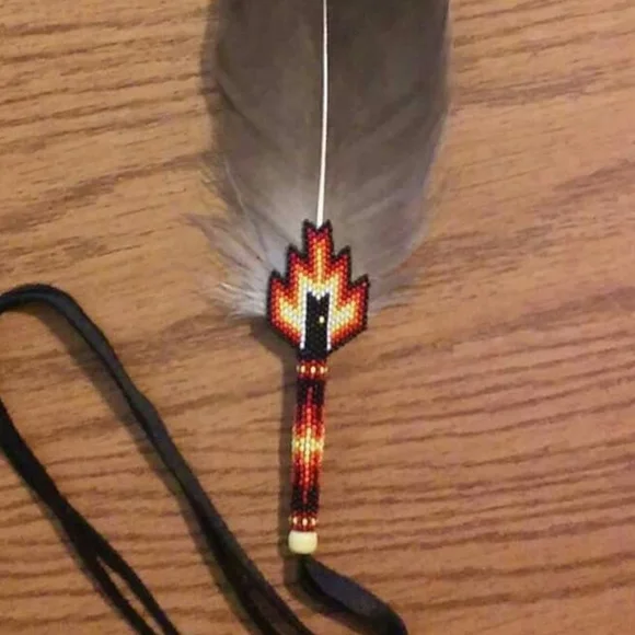 Beaded feather - Picture 2 of 2